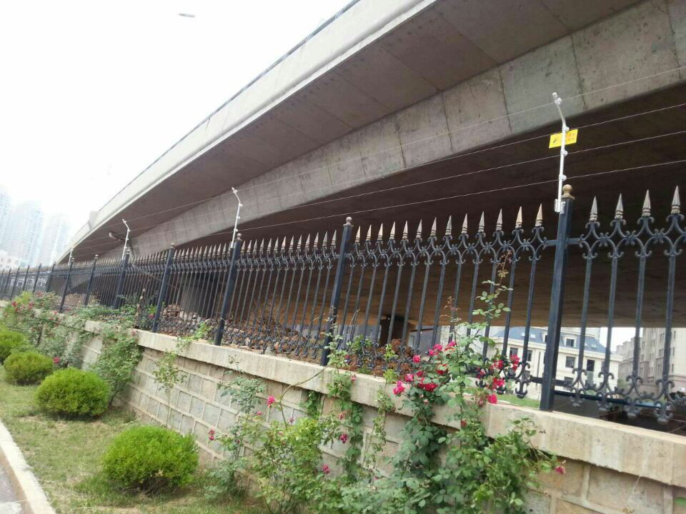 How Long Is the Service Life of an Electronic Fence?