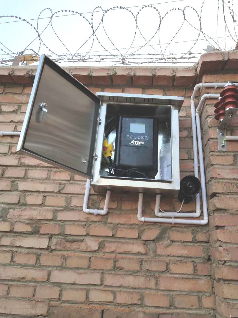 Community Electronic Fence Case