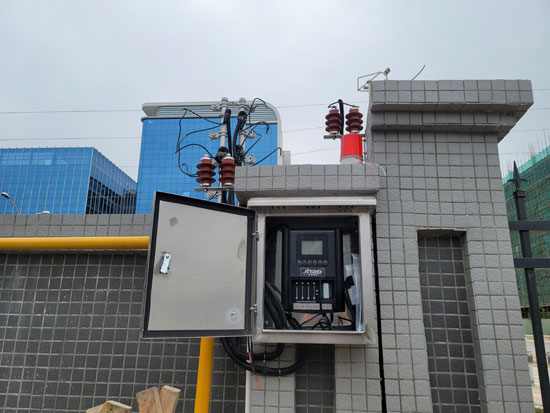 Pulse Electronic Fence vs. Tension Electronic Fence: Advantages and Differences