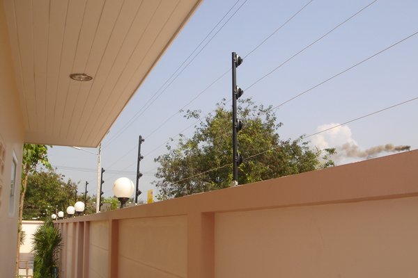 4G Temperature and Humidity Detector